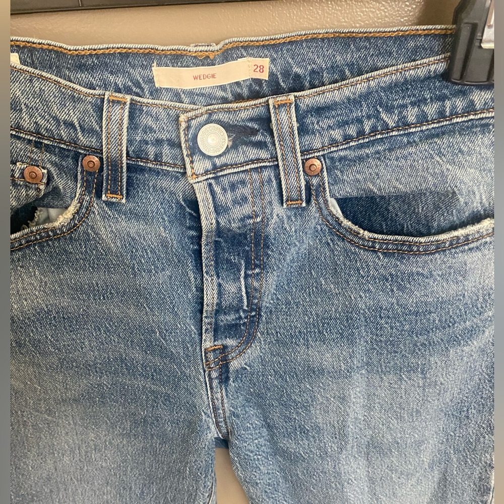 Levi's Women's Straight Leg Jeans - Blue